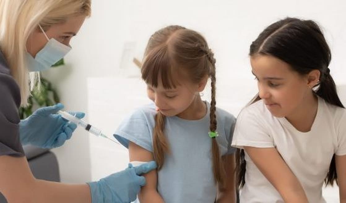 23.04.2026 Действующий Нацкалендарь прививок от идеального отделяет 7 вакцин