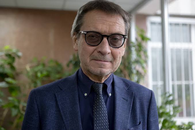 04.09.2026 Человек, подаривший надежду: поздравляем с днём рождения академика Е. Л. Насонова!
